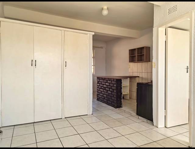 1 BEDROOM APARTMENT FOR SALE IN ALBERTVILLE